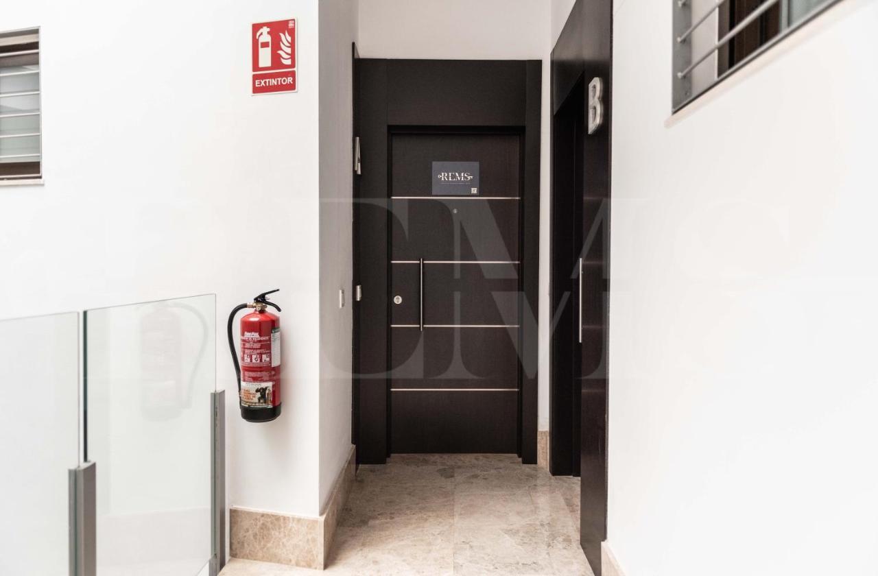 Dreamy Mediterranean Apartment With Parking - Center By Rems Málaga Dış mekan fotoğraf