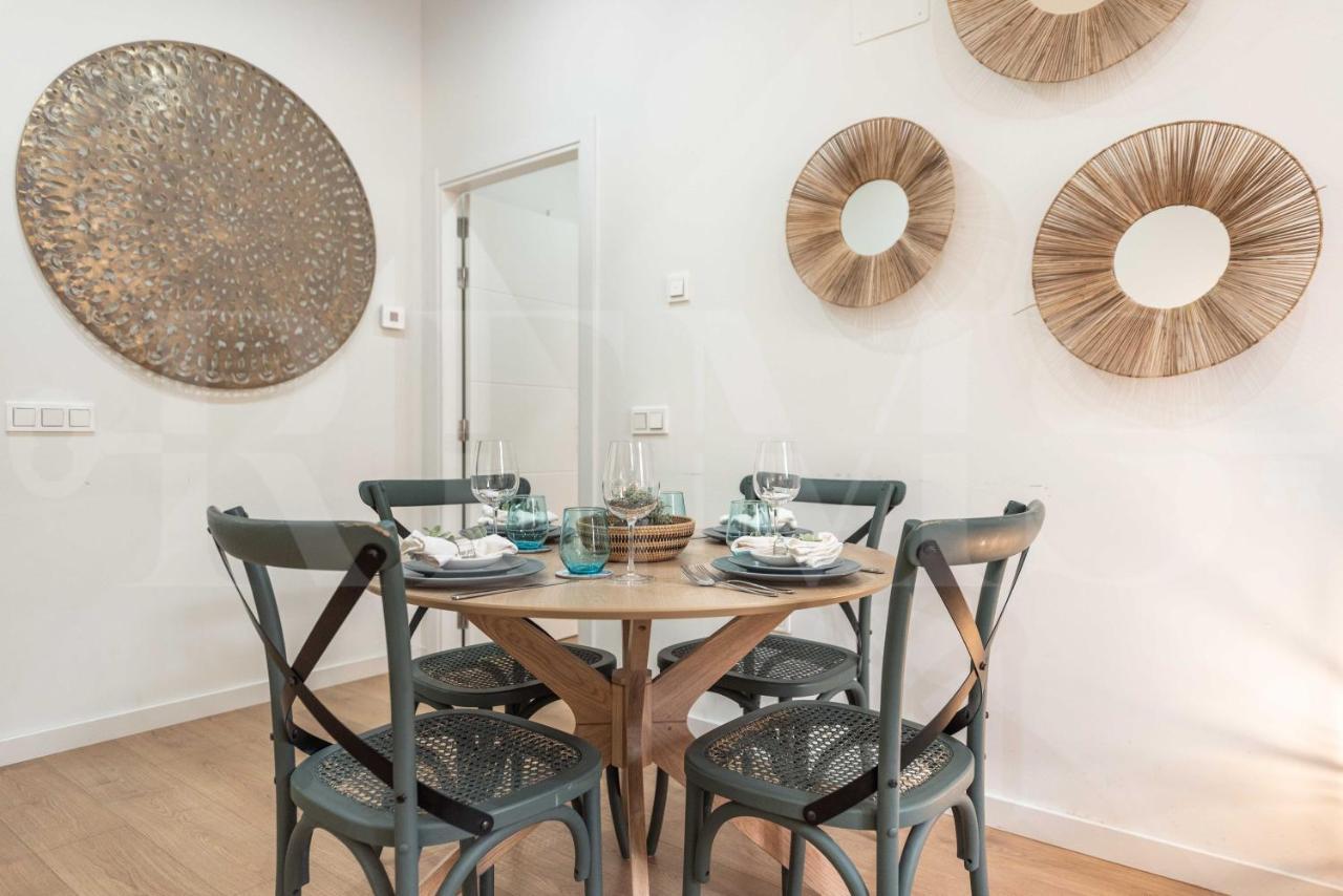 Dreamy Mediterranean Apartment With Parking - Center By Rems Málaga Dış mekan fotoğraf