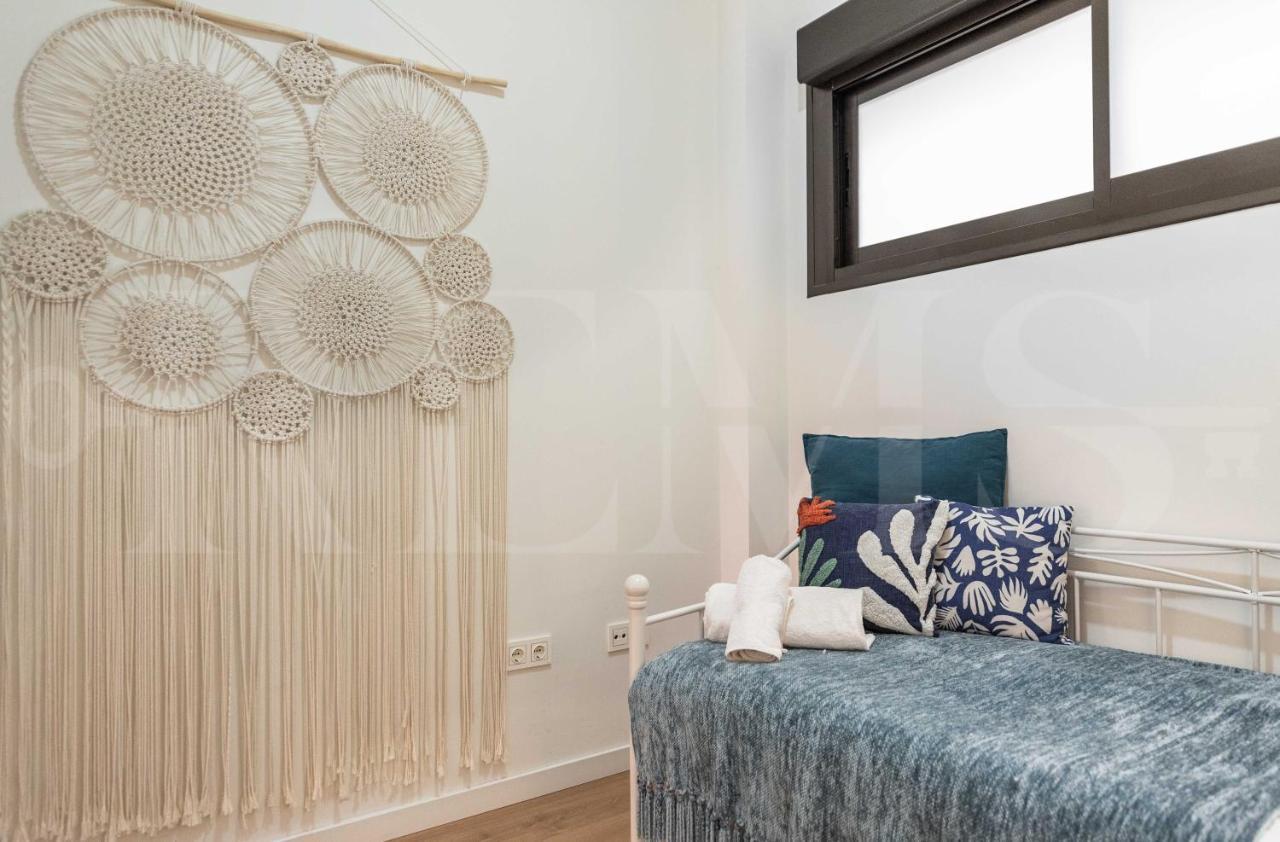 Dreamy Mediterranean Apartment With Parking - Center By Rems Málaga Dış mekan fotoğraf