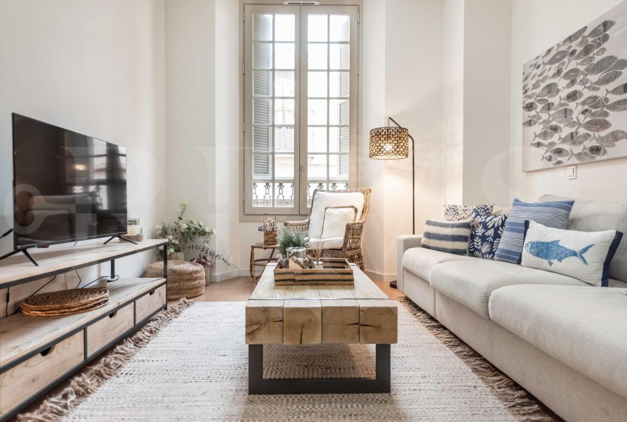 Dreamy Mediterranean Apartment With Parking - Center By Rems Málaga Dış mekan fotoğraf