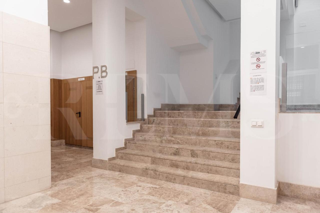 Dreamy Mediterranean Apartment With Parking - Center By Rems Málaga Dış mekan fotoğraf